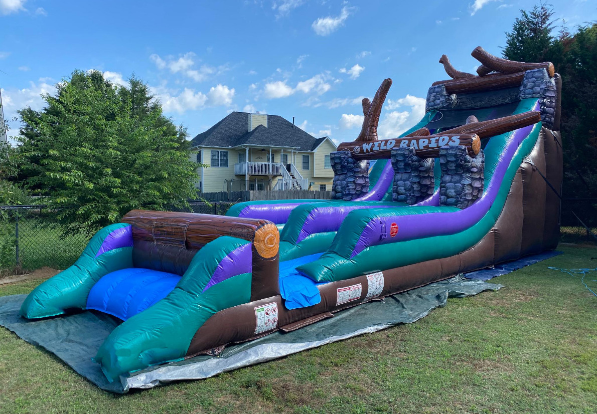 wild rapids inflatable wet/dry slide